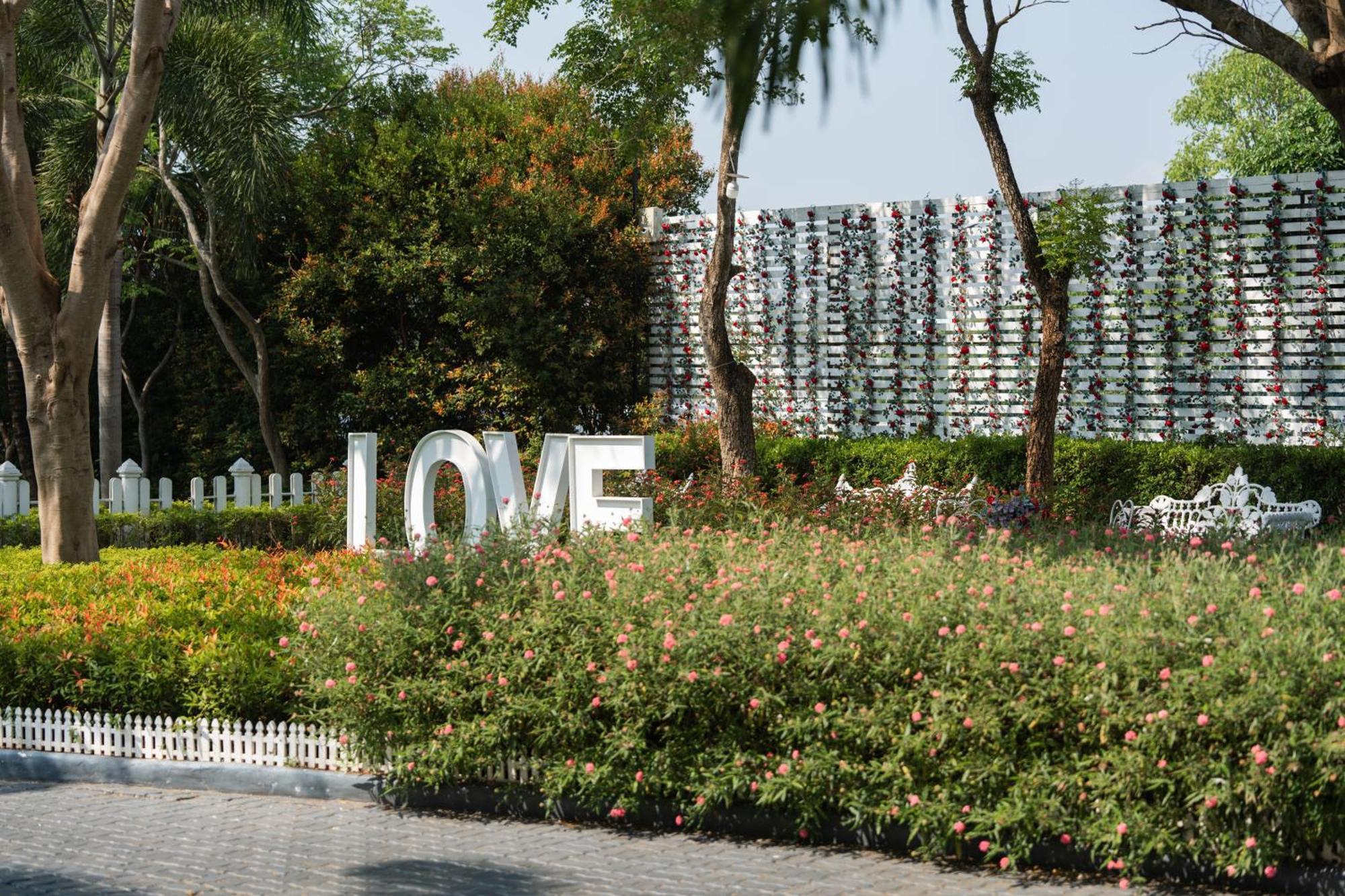 Villa Reina Resort Nong Nam Daeng Exterior foto