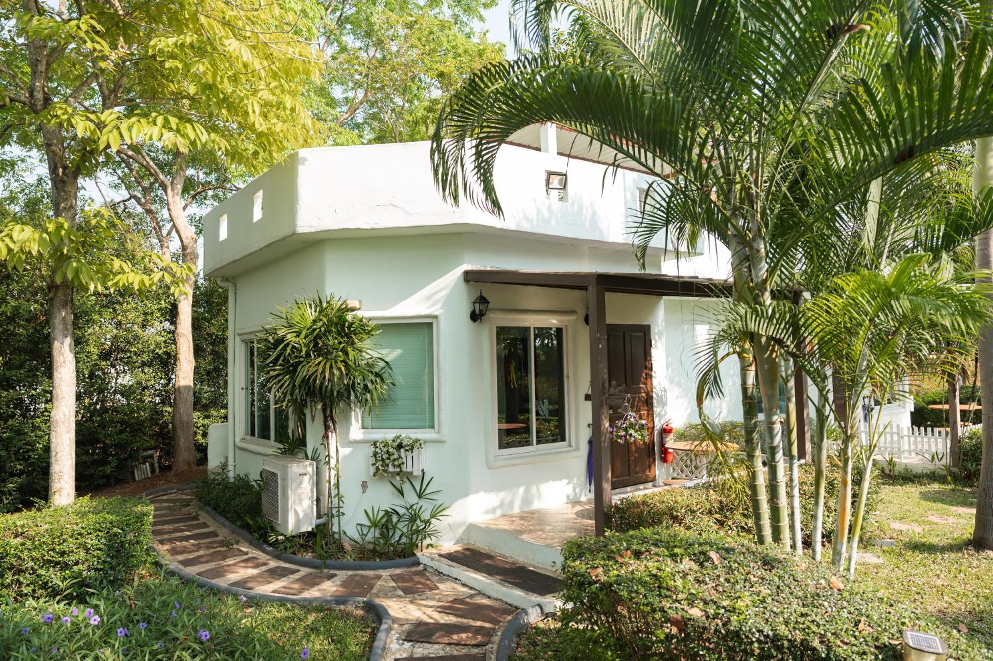 Villa Reina Resort Nong Nam Daeng Exterior foto